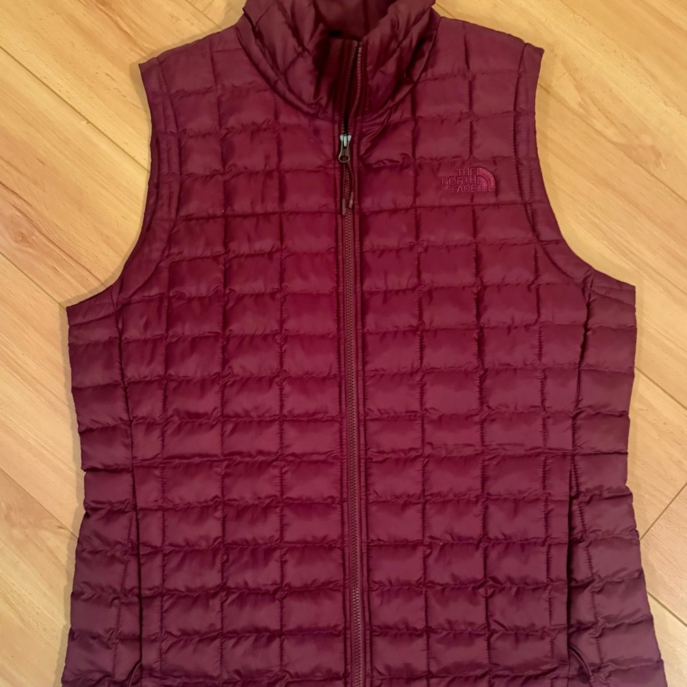 The North Face Women's Burgundy Vest